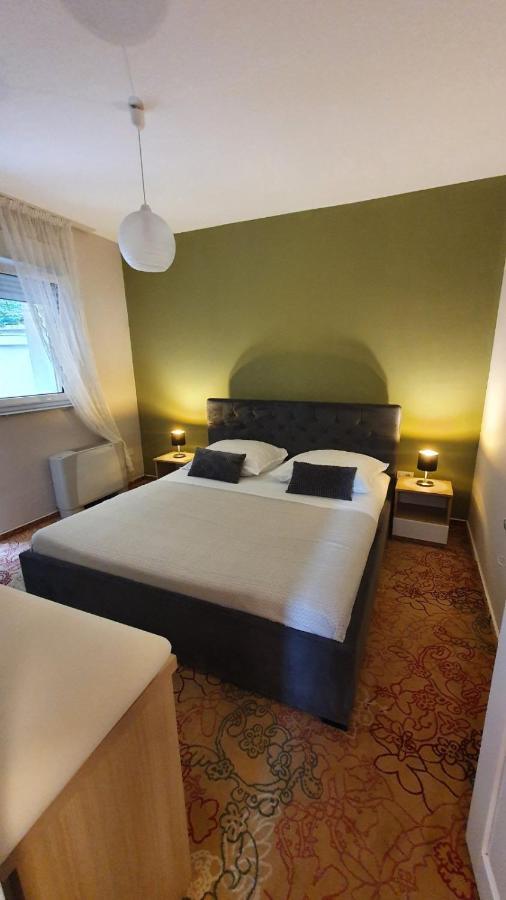Villa Aya - With Sauna And Outdoor Swimming Pool Mostar Eksteriør bilde